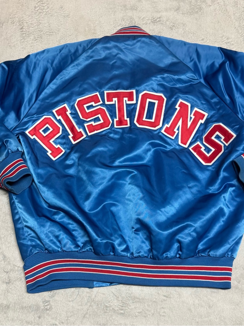 Vintage 80’s 90’s Detroit Pistons Satin Chalk Lien Jacket Size Large Spellout.